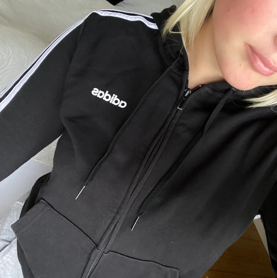 Adidas hoodie strl M