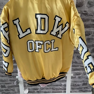 Bombar jacka  - Oanvänd, overzise, storl 40! 