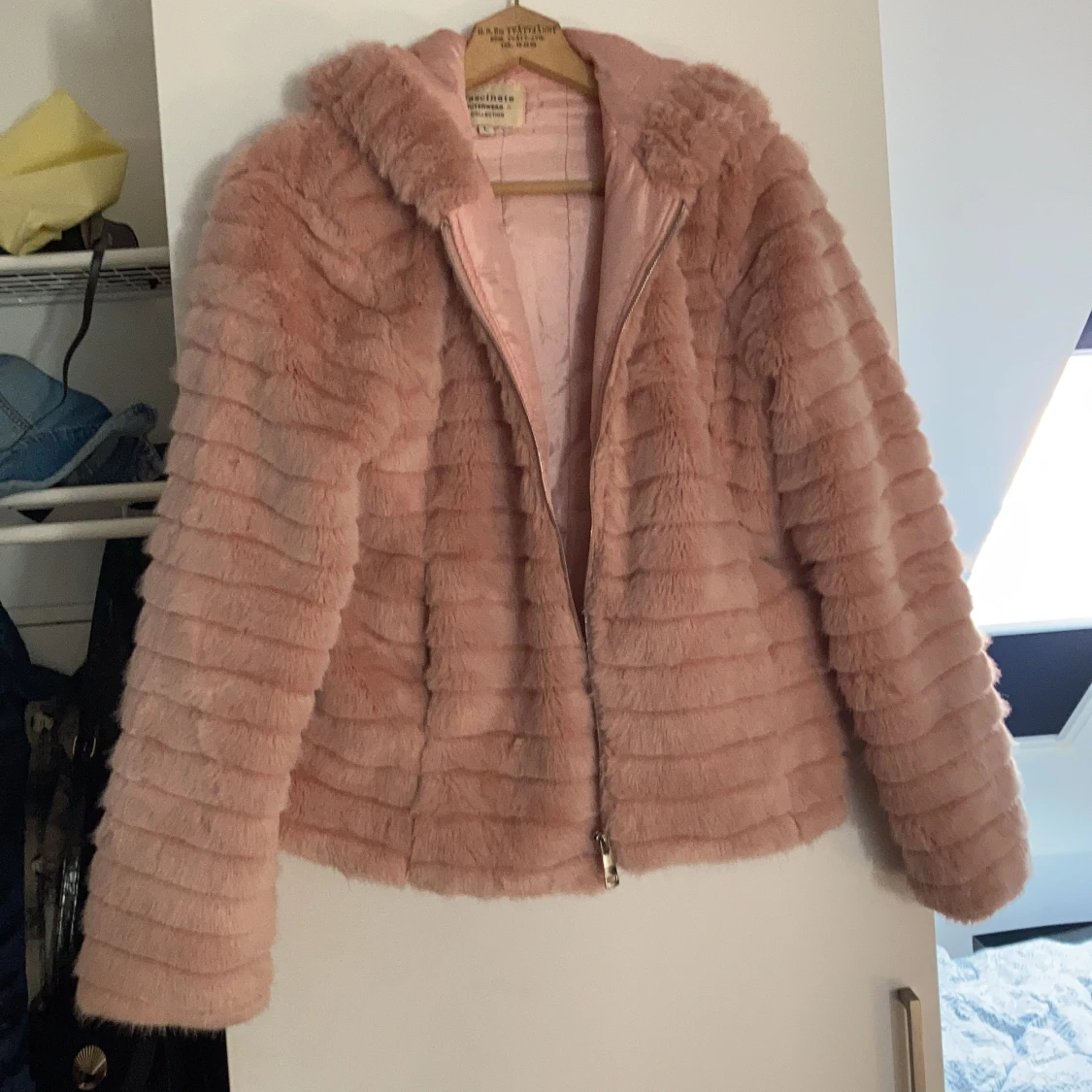 Faux fur jacka 