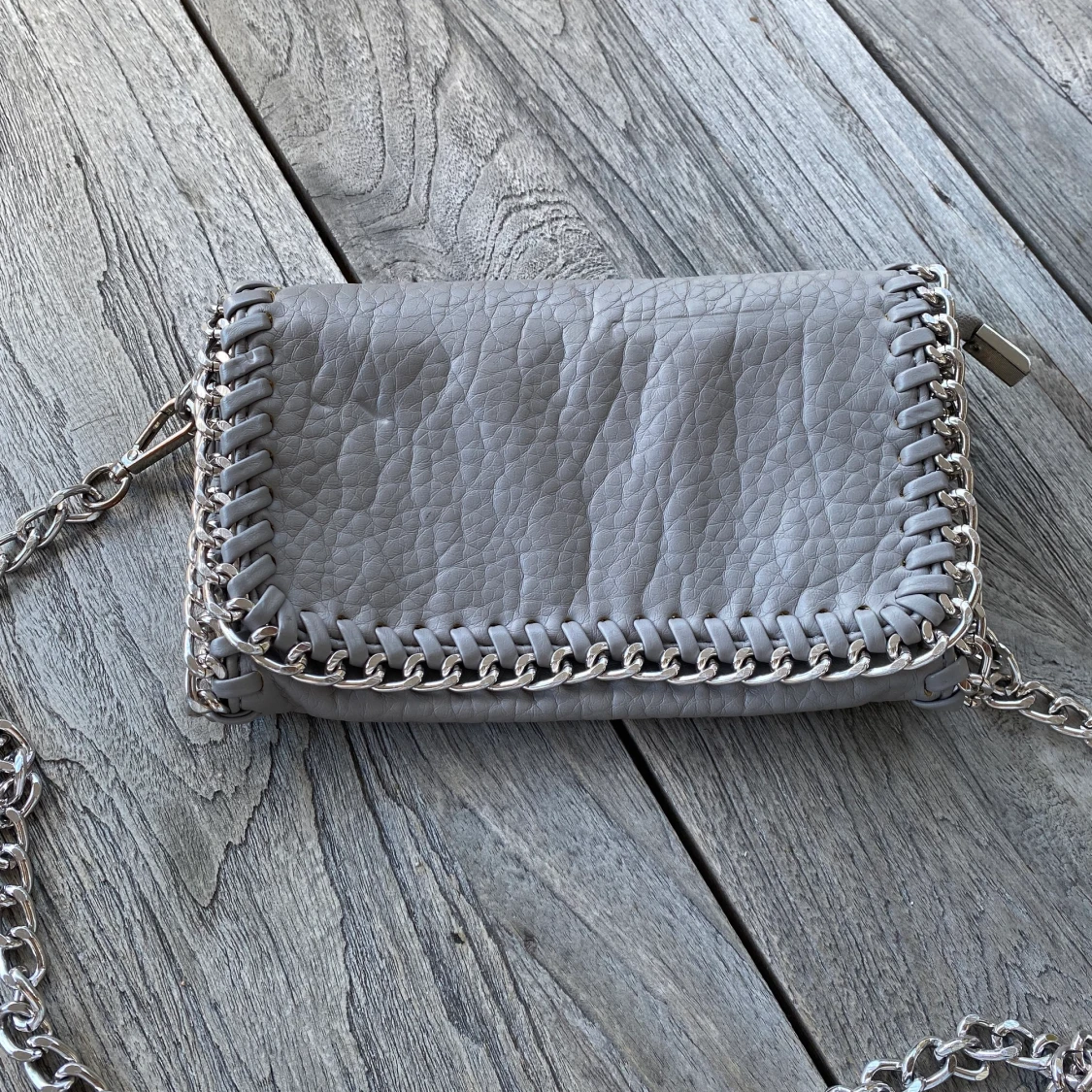 Tiamo grå liten väska  - 90