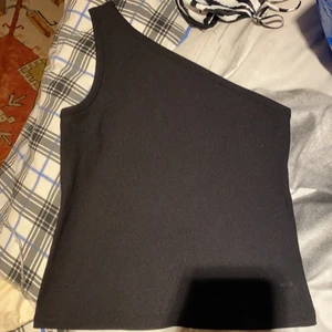 Linne - Storlek s, enarmad, super snygg men lite stor på mig