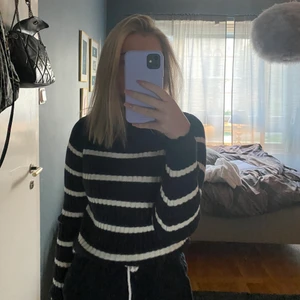 Super fin randig tröja! - Super fin randig stickad tröja i stl xs!