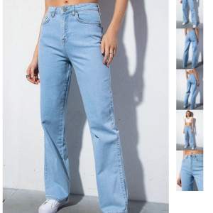Mina favorit jeans ifrån Madlady i strl 38 och längd 32 vilket passar folk som är runt 165. säljer pga blivit för stora. Stretchiga och sätter sig fint på kroppen. Ej använda. Skriv för mer bilder på.