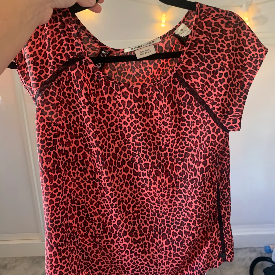 Blus leopard
