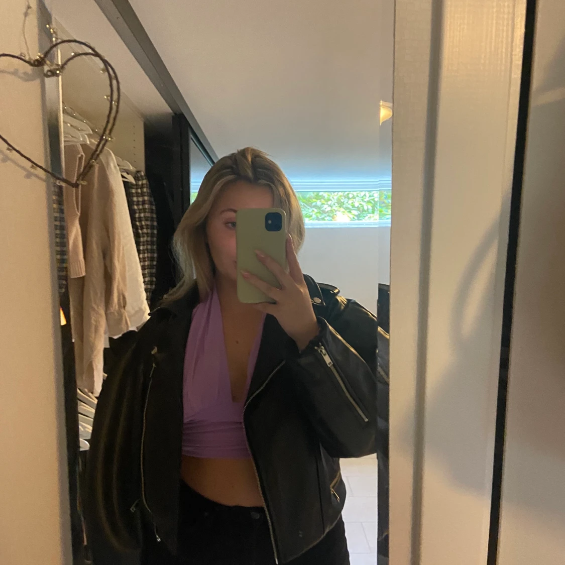 Svart skinnjacka från NA-KD