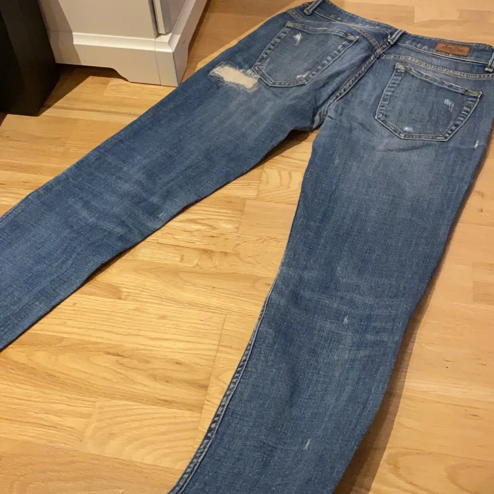 Köpta i usa , regular fit , st 36. Jeans & Byxor.