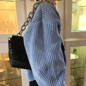 Väska från Nelly  - Fint skick, läderimitation 💘 ‼️ NEDSATT PRIS ‼️