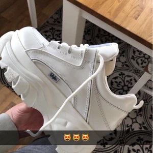 Skor - Buffalo skor, använda 1 gång!