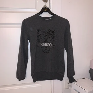 K E N Z O - Kenzo tröja i S/XS skriv om ni har frågor 💞 vill sälja snabbt