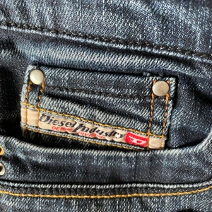 Bootcut jeans - Världens snyggaste bootcutjeans från Diesel!!!😆😆 Storlek 26x32, sitter lite för stort på mig som är XS