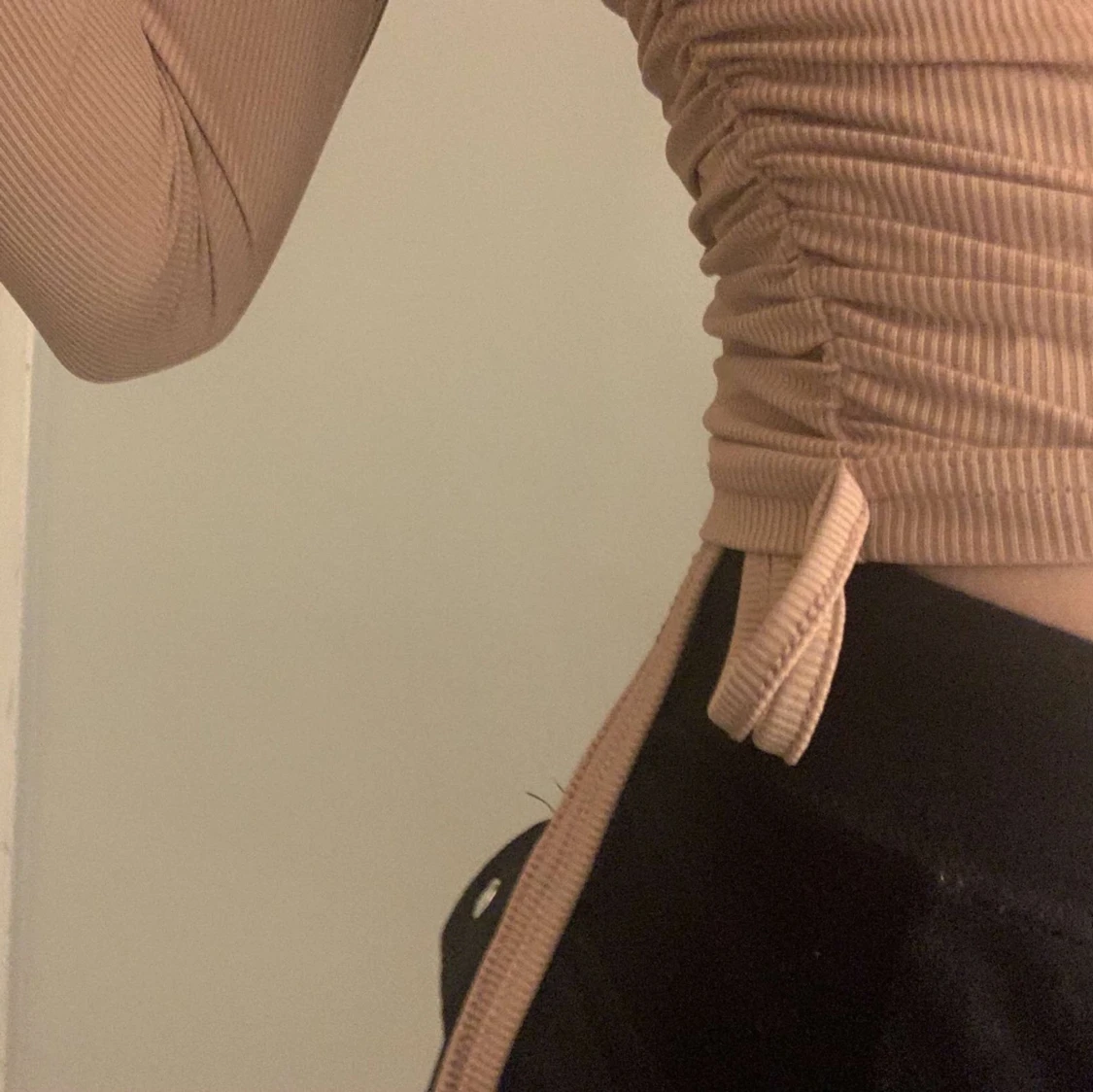 Tröja med snöre - 91