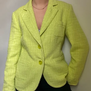 Kavaj, Betty Barclay, strl 40 - Färgstark kavaj! Perfekta vårjackan🙉 