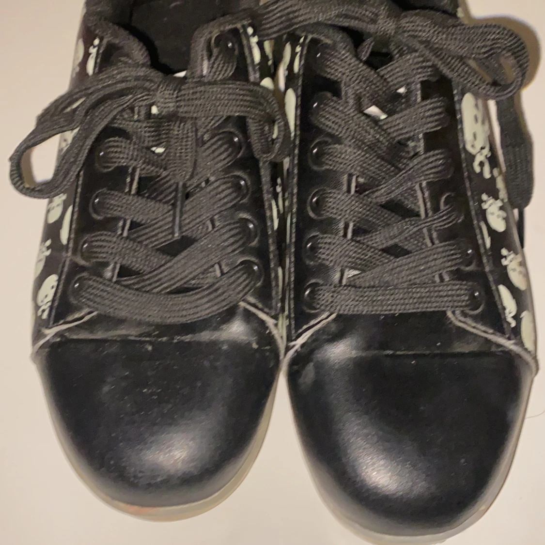 Aacoola döskalle skor - 91