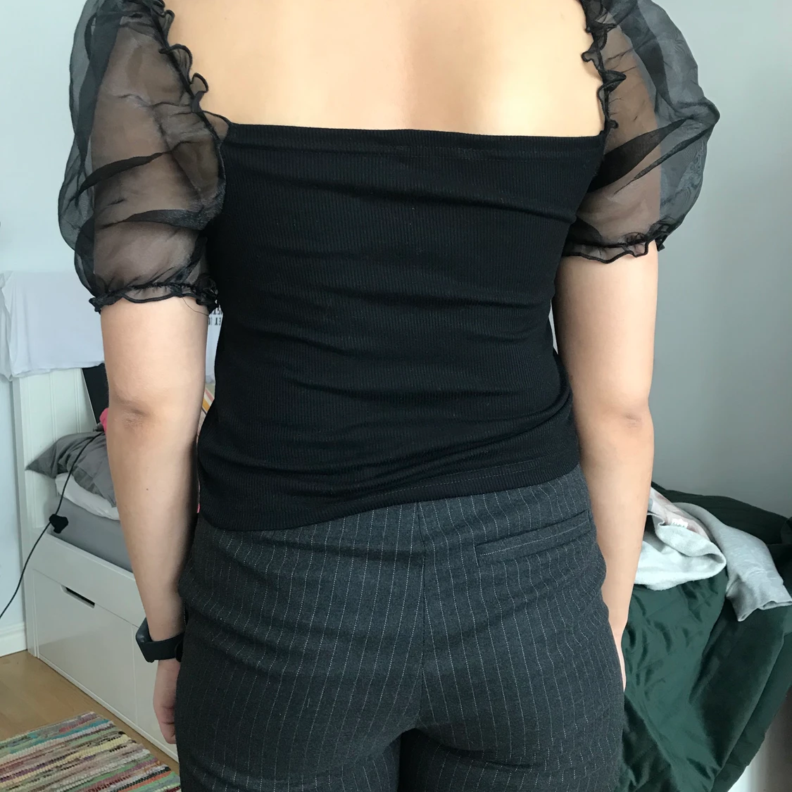 Tröja med puffärm - 90