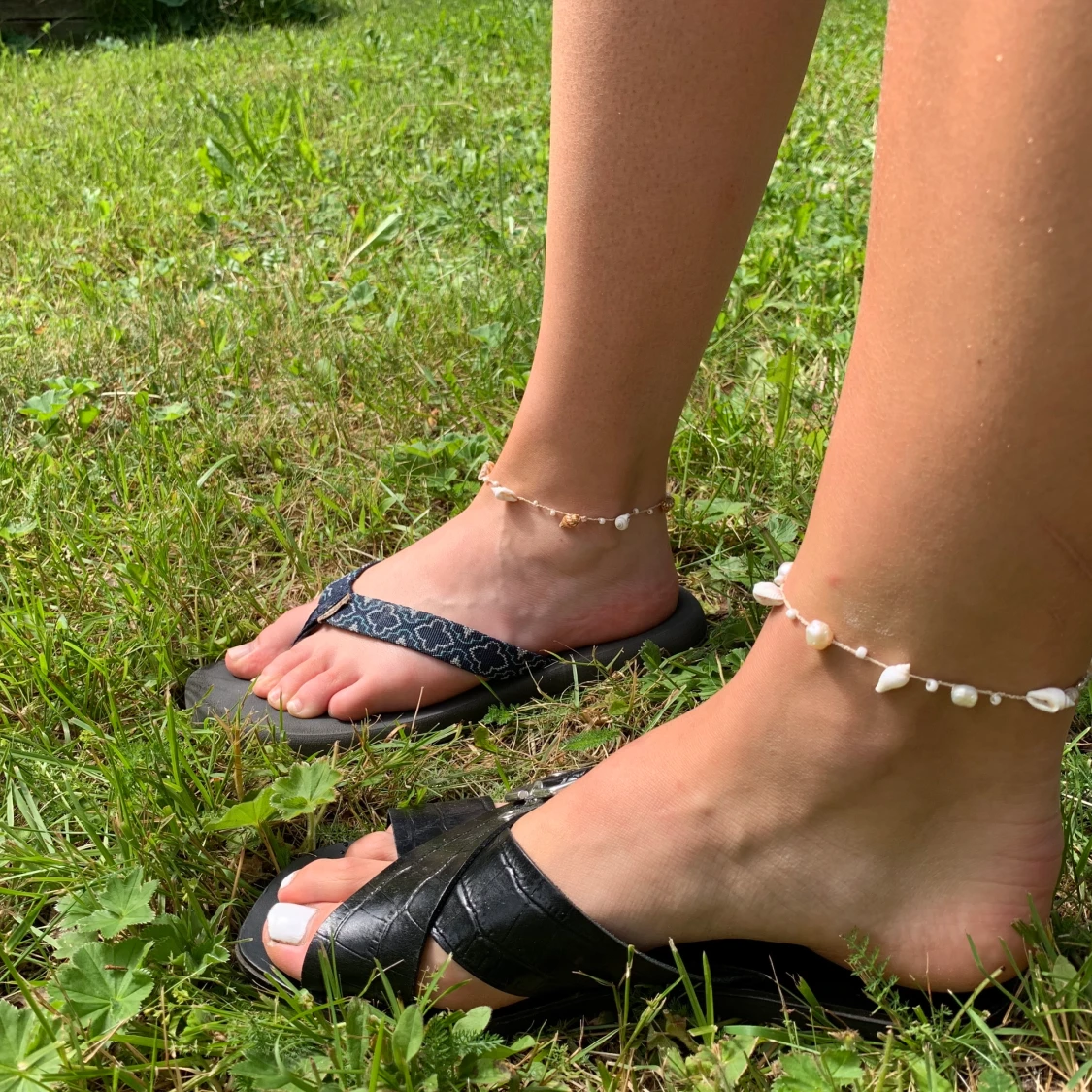 Handgjorda pärl och snäckhalsband/armband mm.  - 90