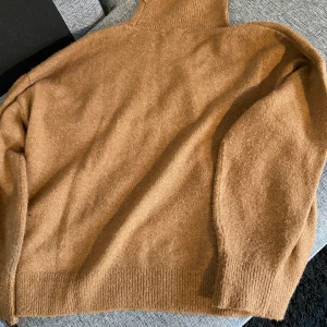 Stl XL - Kan skickas köparen står för frakt 