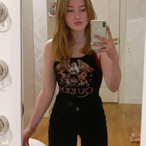 Body - Säljer en snygg body ifrån h&m! Använd 1 gång☺️ (65kr + 24kr frakt)