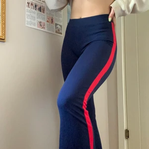 tights bootcut - vida tights från ginatricot som aldrig använts förutom på bilden