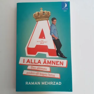 A i alla ämnen - A i alla ämnen. En bok med massa stidetips om hur du klarar skolan. Både när det kommer till motivation, att klara prov samt flera olika metoder (så som inlämningsmetoden och språkmetoden). Boken är en uppdaterad version av "MVG i allt". Utvändigt är den inplastad och därför lite buklig (se sista bilden) men utöver utsidan är insidan i mycket bra skick. Boken hjälpte mig i högstadiet att ta mig in på det gymnasium jag ville. 