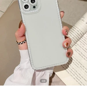 Mobilskal från shein - Säljer detta mobilskalet från shein då de inte passar till min mobil.