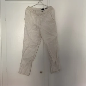 Linne-byxor - Linne-byxor använda en sommar men väldigt fräscha, storlek S