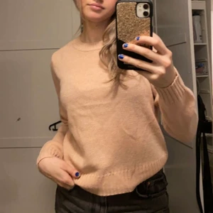 Stickad tröja - Tveka inte vid frågor💓💓