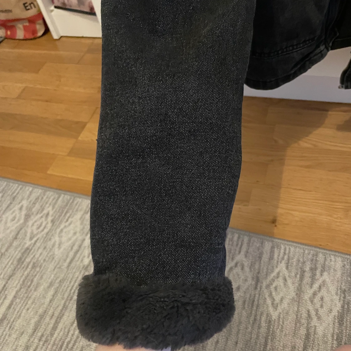 Jacka med päls detaljer  - 90