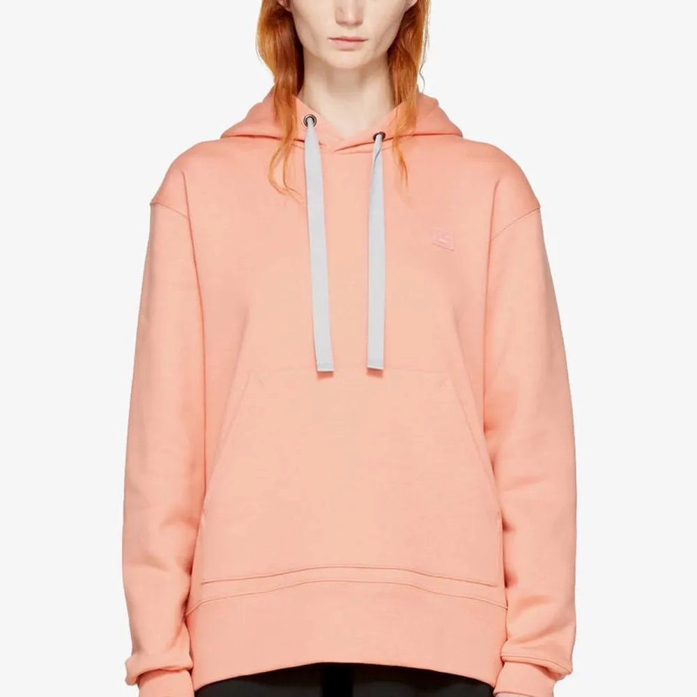 Cool hoodie i fin peach färg! . Hoodies.