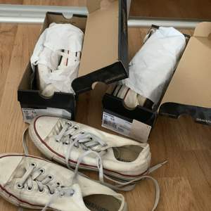 4 par vita låga converse skor i super fint skick i storlekar från 37-38