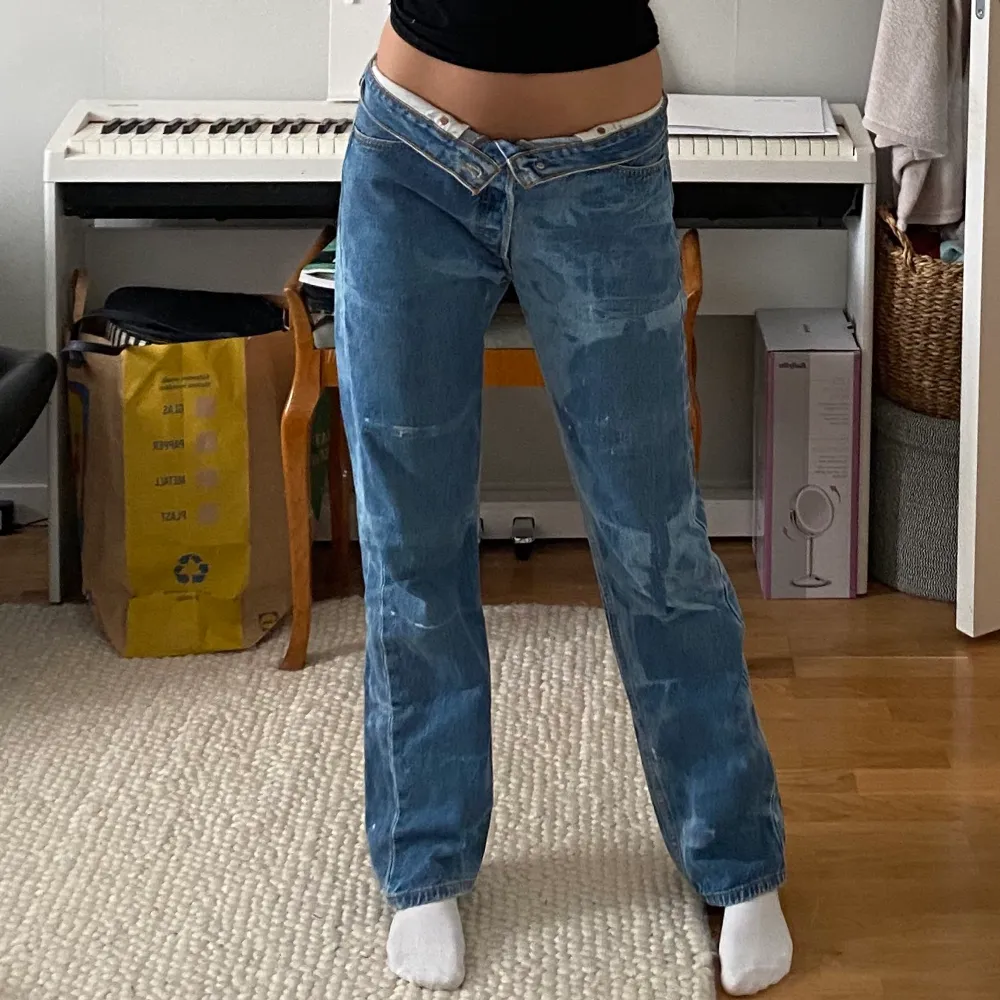 LEVIS 501:or, jättebra skick och skitsnygga jeans.💗 Säljer dessa eftersom att de inte kommer till användning längre. Frakt står du för själv!💓. Jeans & Byxor.