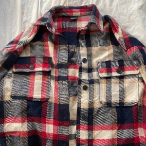 Jacka - Höstjackan från GinaTricot. Sparsamt använd