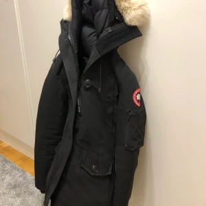 Canada Goose jacka dam - Fint skick. Är som storlek XS/ S