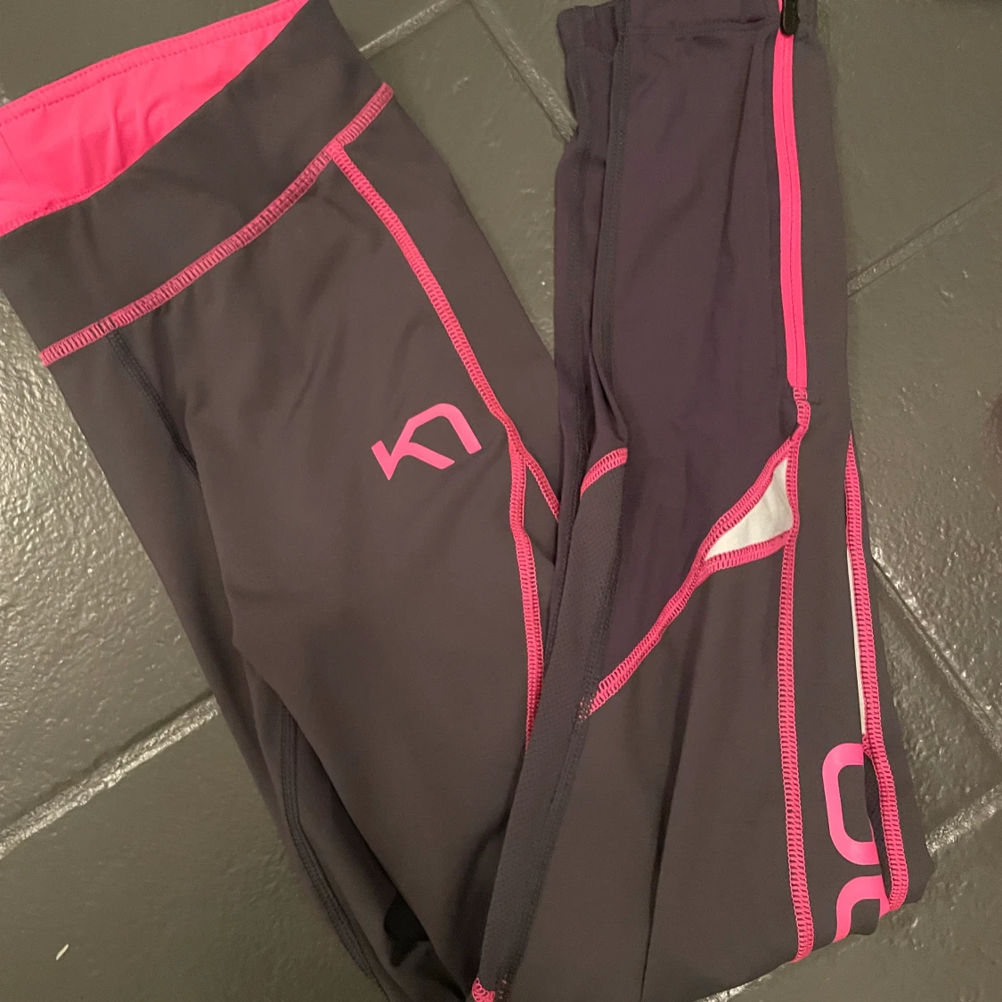 Paket med träningkläder - 90