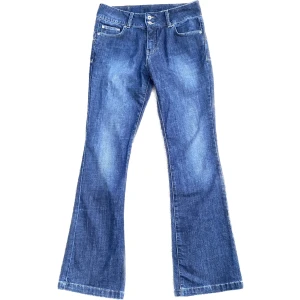 vintage byxor med låg midja - Har köpt från secondhand utan att prova men den är för liten för mig så därför säljer jag den.  