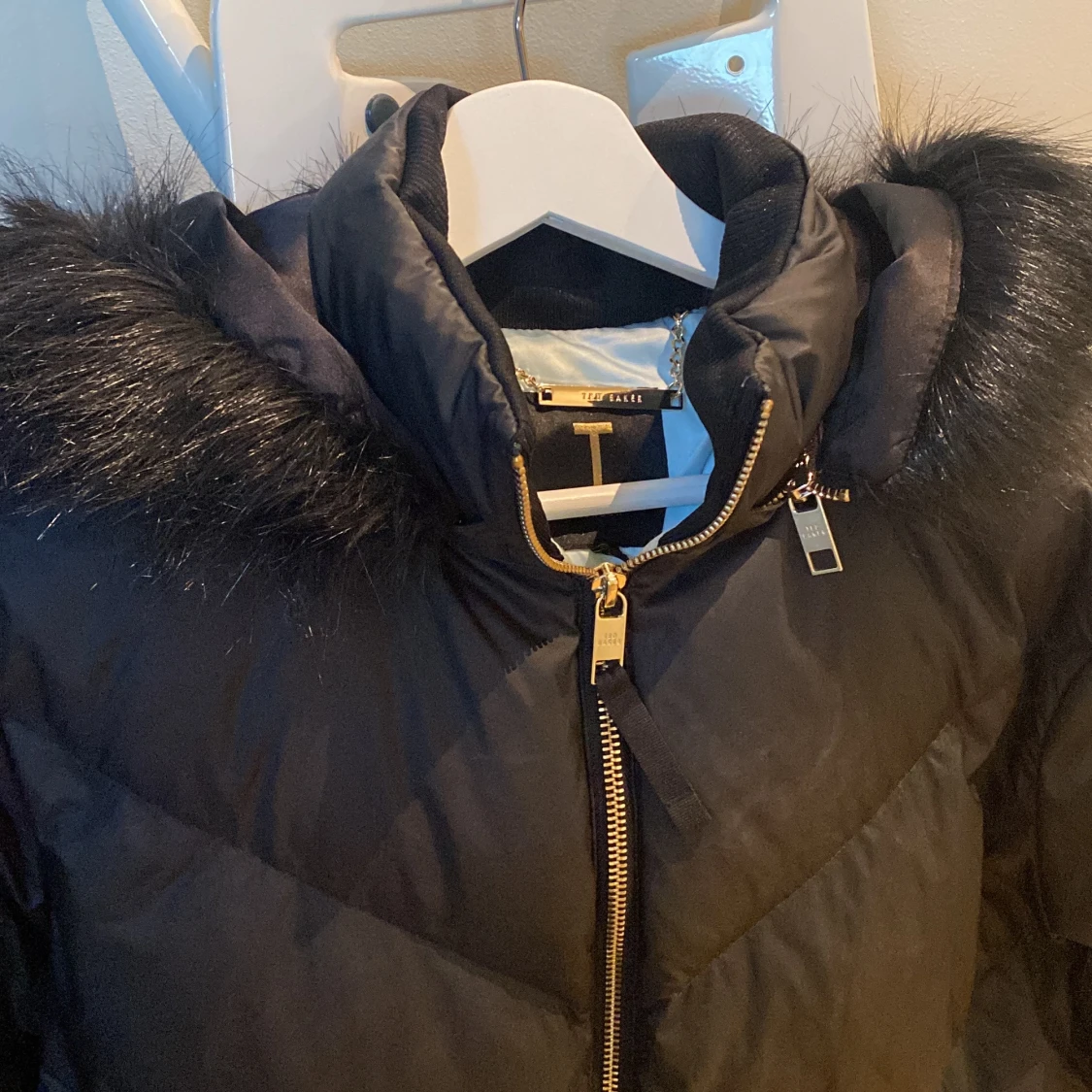 Ted Baker Short Puffa Coat with detachable hood - 91