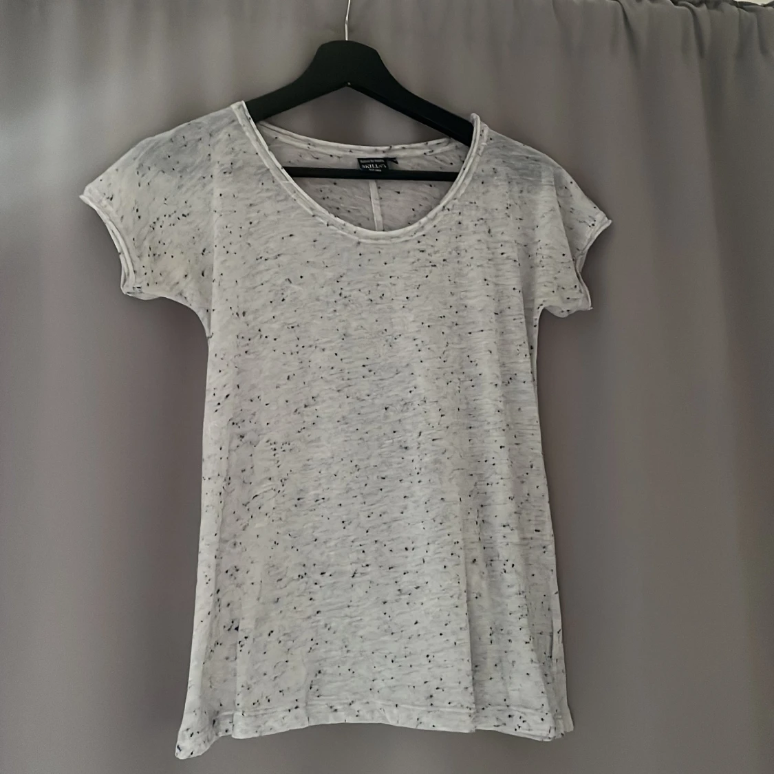 Genomskinlig t-shirt