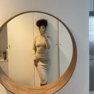 Lång varm klänning - Beige lång klänning