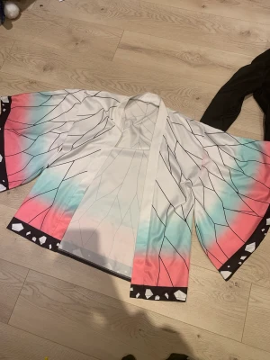 Shinobu cosplay (without wig) - Dm me before buying!! It’s a L in kids size so it’s basically a small in normal size and has been used like 4 times. The jacket is a little dirty but will be washed before getting sent. Everyone is there and is not broken anywhere. It cost originally 350