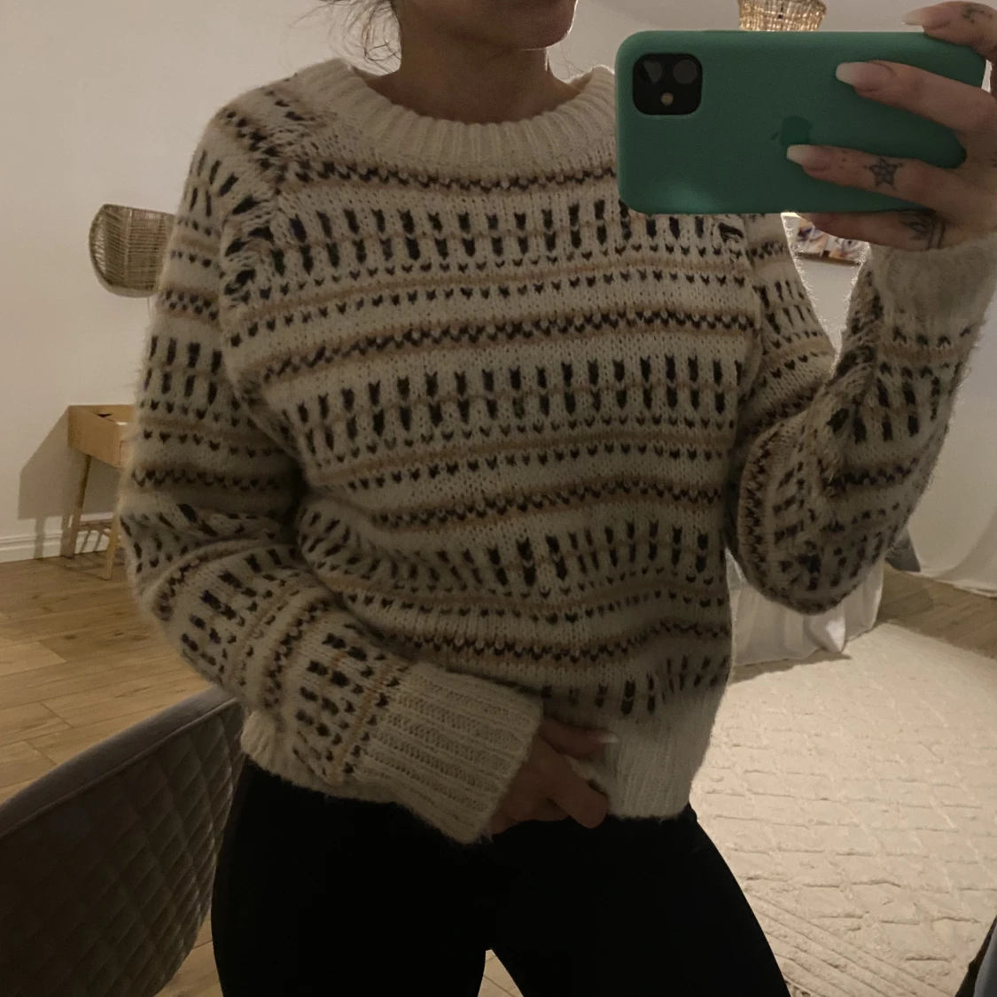 Stickad tröja M