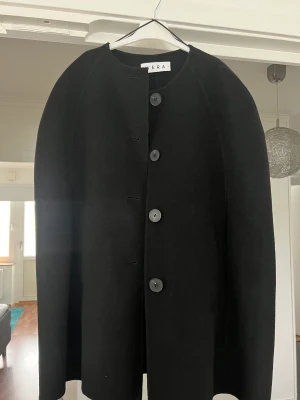 Poncho - Säljer min fina Poncho från Vera köpt p Åhléns.