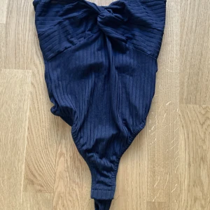 Strapless body  - Jättefin body från Boohoo! Bara provat och ingen defekter ✨