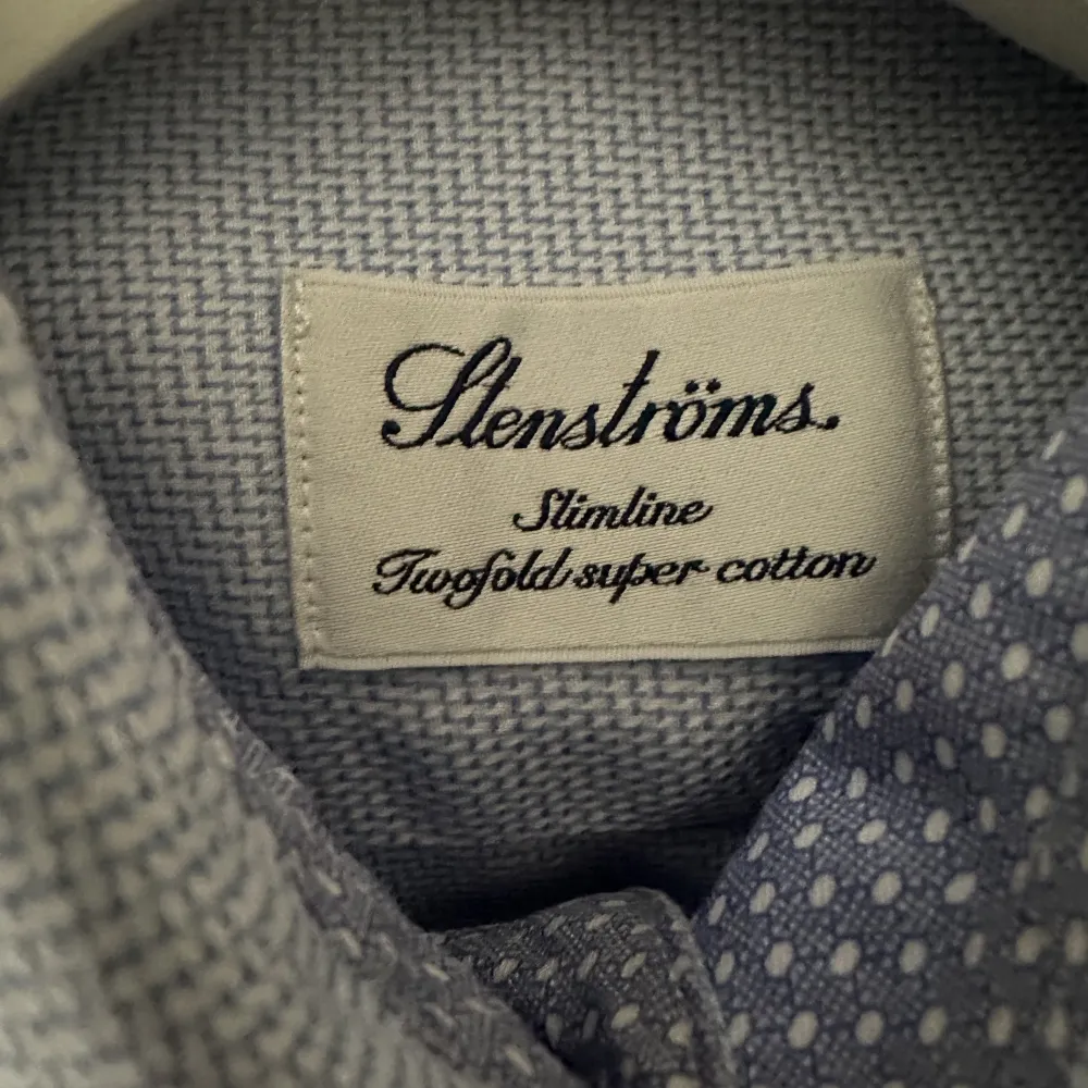 Blå skjorta från Stenströms, stl. 37. Bra skick. . Skjortor.
