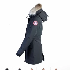 Canada goose vinterjacka - Säljer nu min supersnygga vinterjacka från canada goose, köpt förra vintern. (Modell Victoria), äkta päls!! Storlek s, men passar även xs och m.