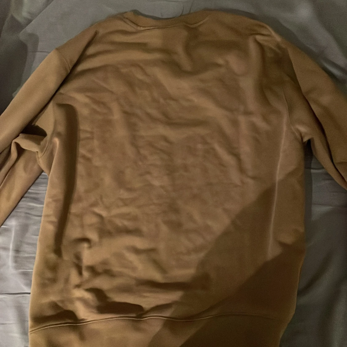 sweatshirt från weekday  - 90