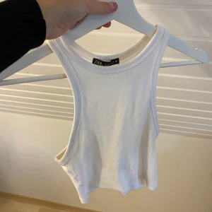 Zara linne - Vit jättefint zara linne i storlek S