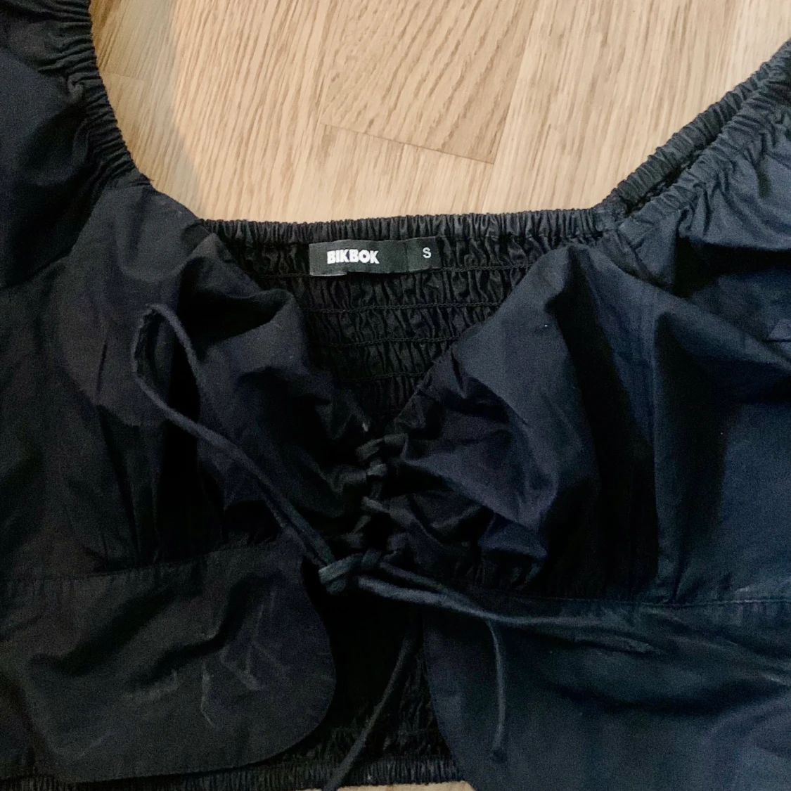 Snygg Crop top från Bik Bok  - 91