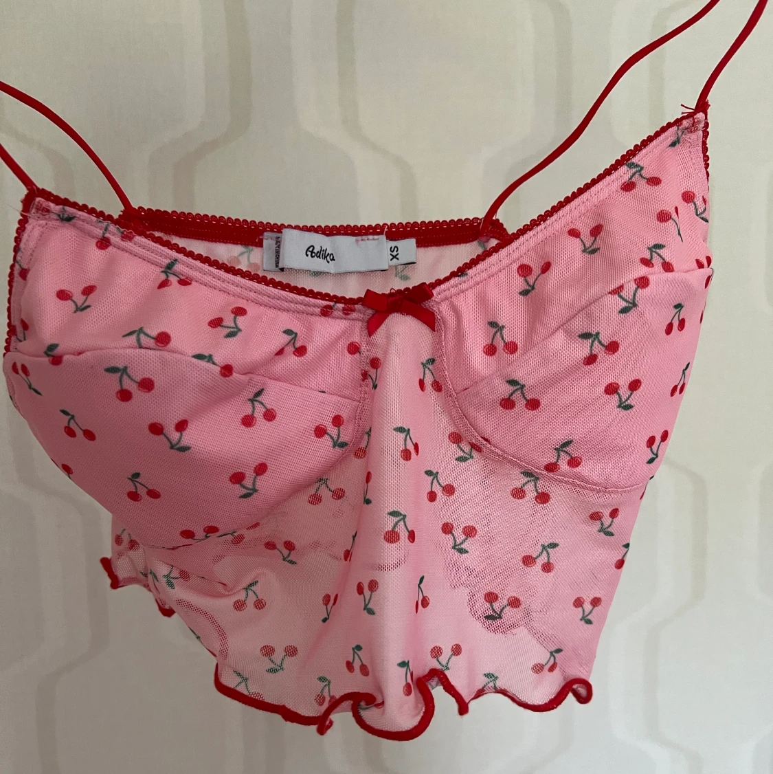 Körsbär crop top - 90