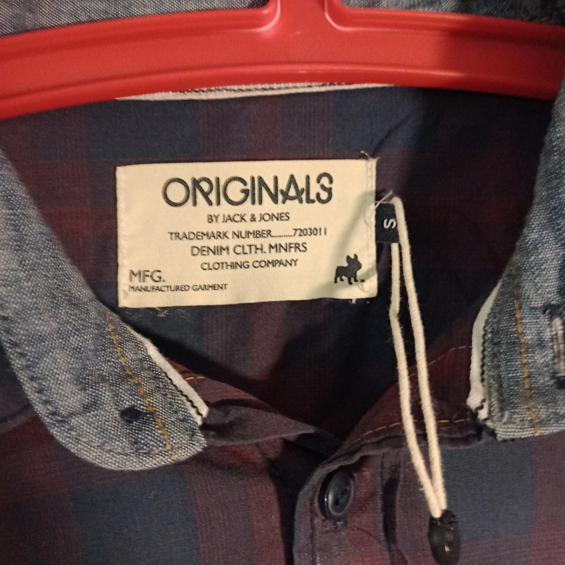 Märkes skjortor billigt  - 90