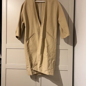 Filippa k coat  - Storlek xsmall. Sparsamt använd! 