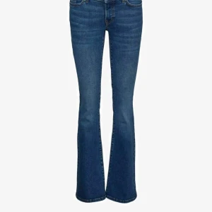 Jeans  - Säljer mina Favvo jeans eftersom att dom är för små💝💝